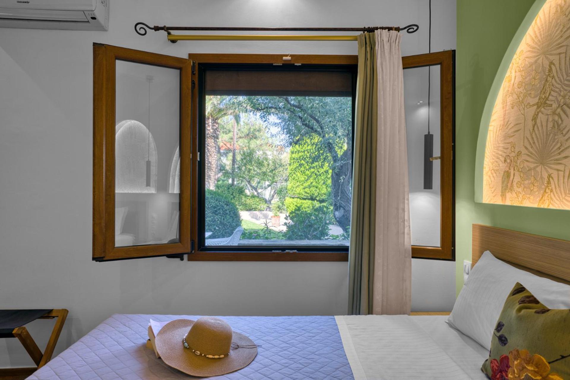 Platy Beach Hotel エクステリア 写真
