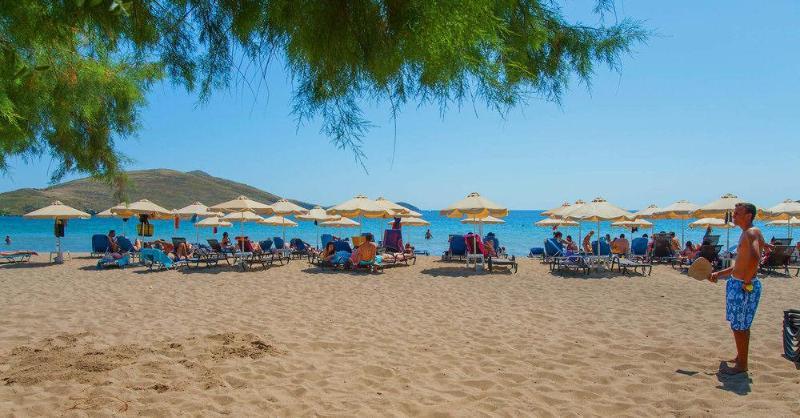 Platy Beach Hotel エクステリア 写真