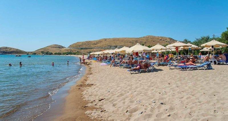 Platy Beach Hotel エクステリア 写真